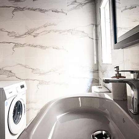 Appartement Collection - St Patricks Apts *