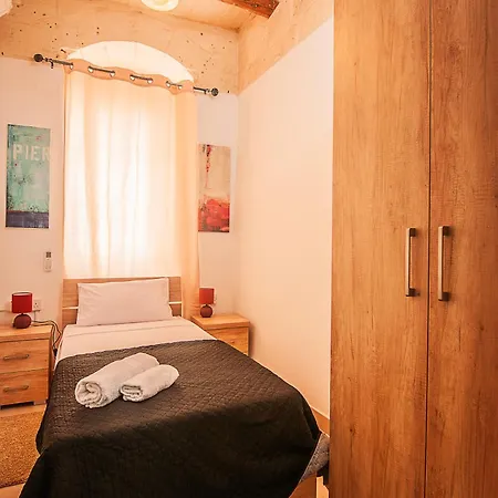 Appartement Collection - St Patricks Apts