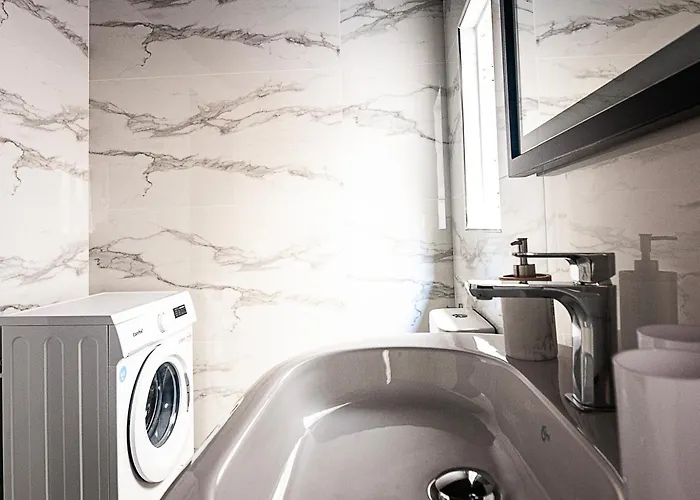 Apartment Collection - St Patricks Apts *