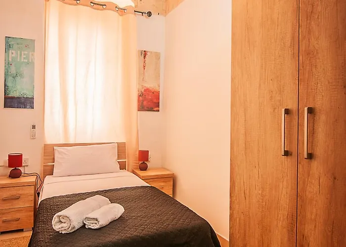 아파트 Collection - St Patricks Apts